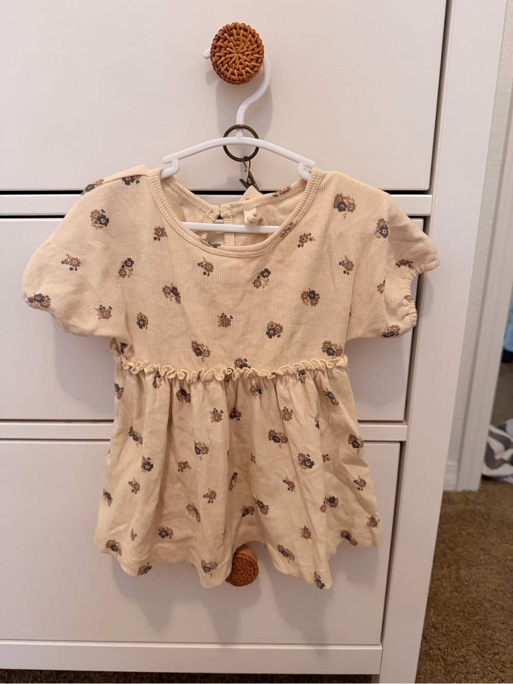Quincy Mae Cream Floral Short Sleeve Top